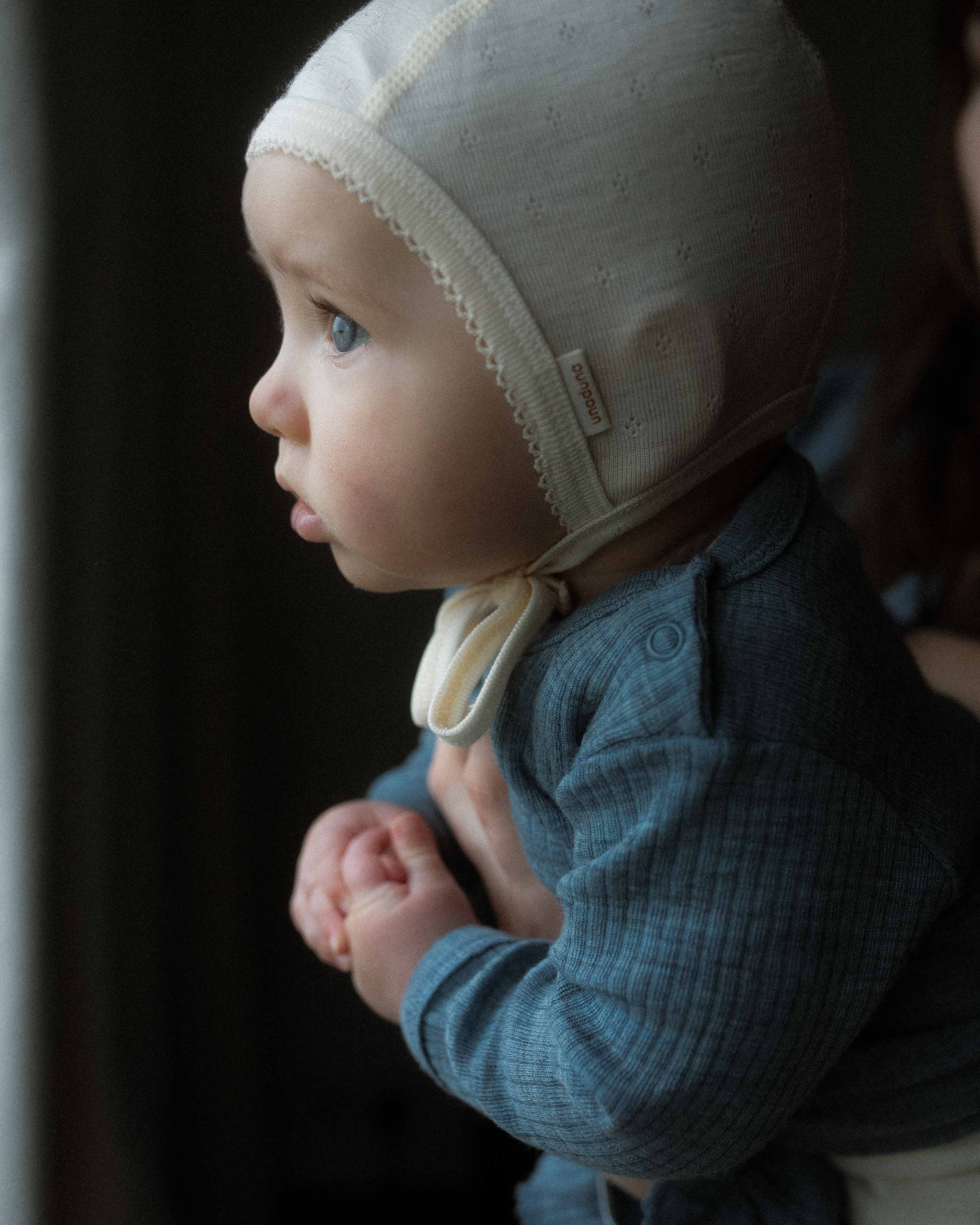 Baby bonnet pointelle wool/silk - munkki