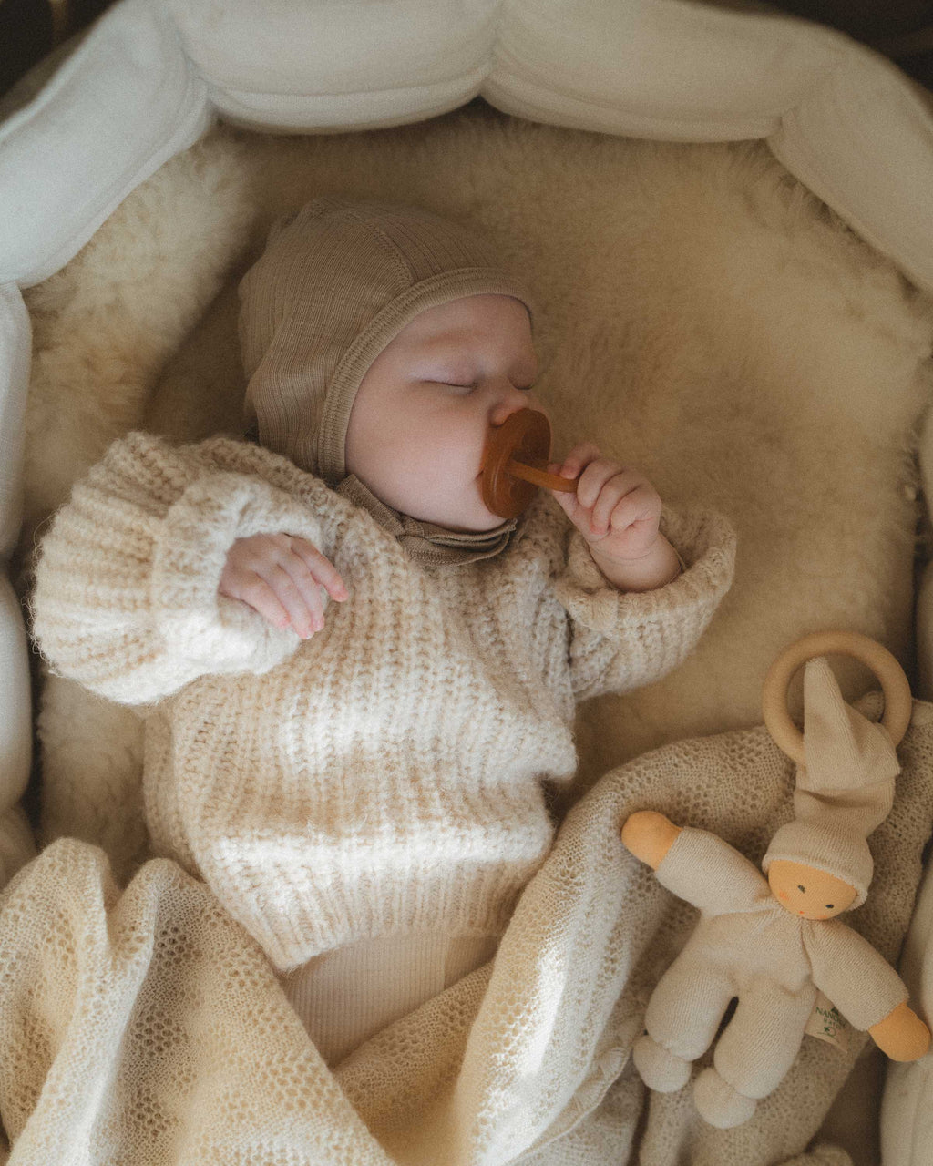 Baby bonnet rib wool/silk - maca