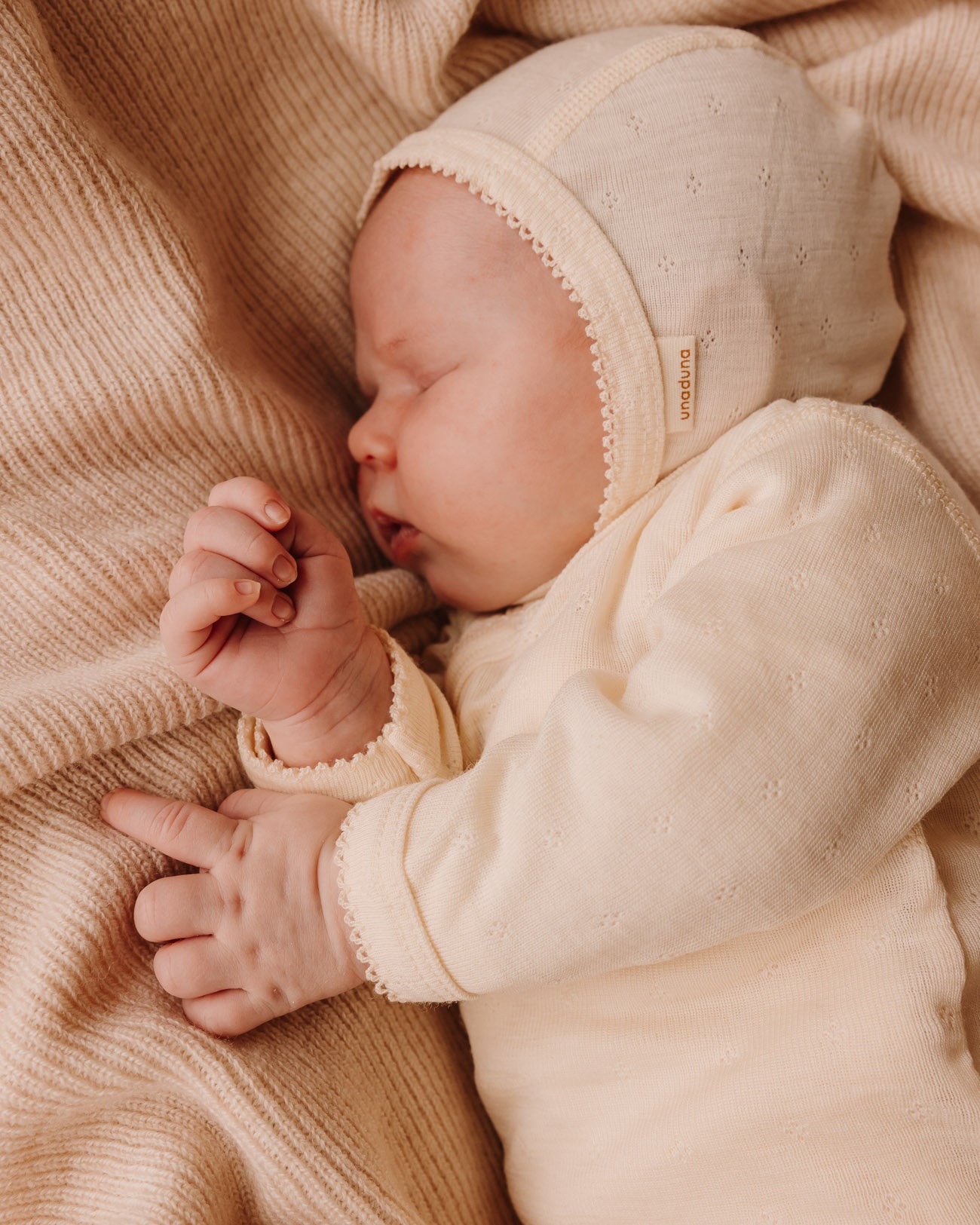 bonnet druk knoopjes - munkki_