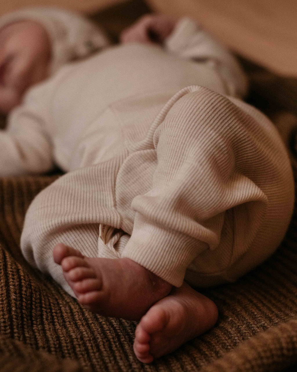 Unaduna baby legging wol mazarin wit