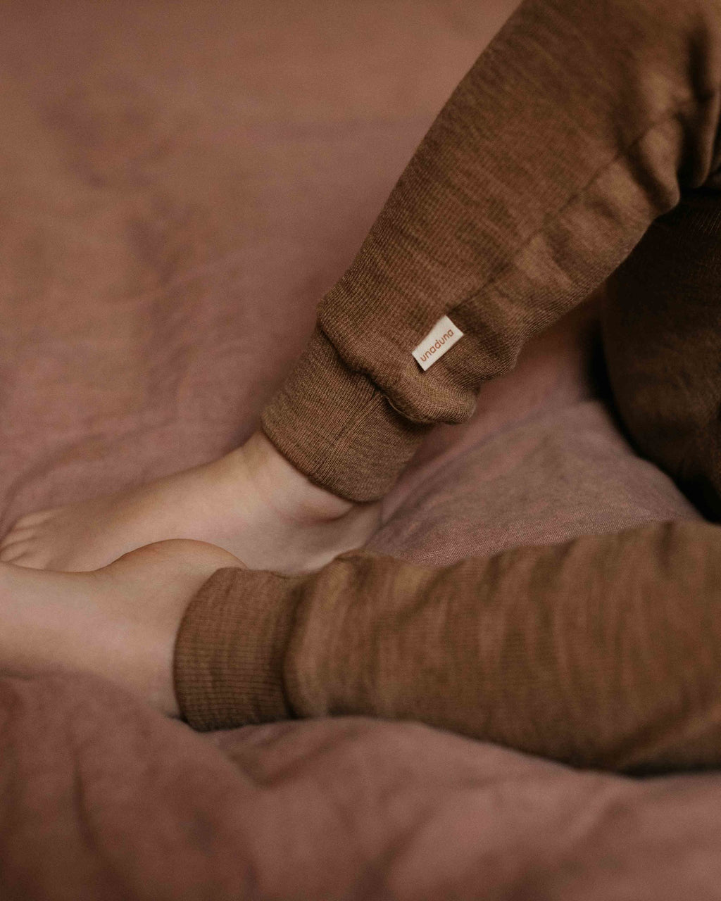 Unaduna legging wool semla sand