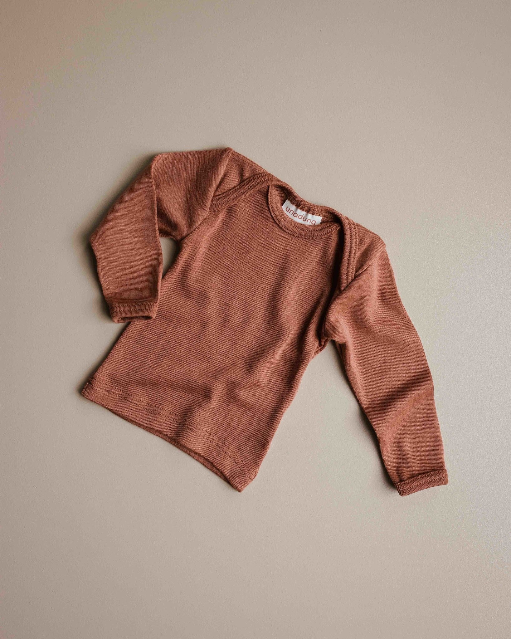 unaduna-siennaclay-baby-longsleeve-woolsilk-11