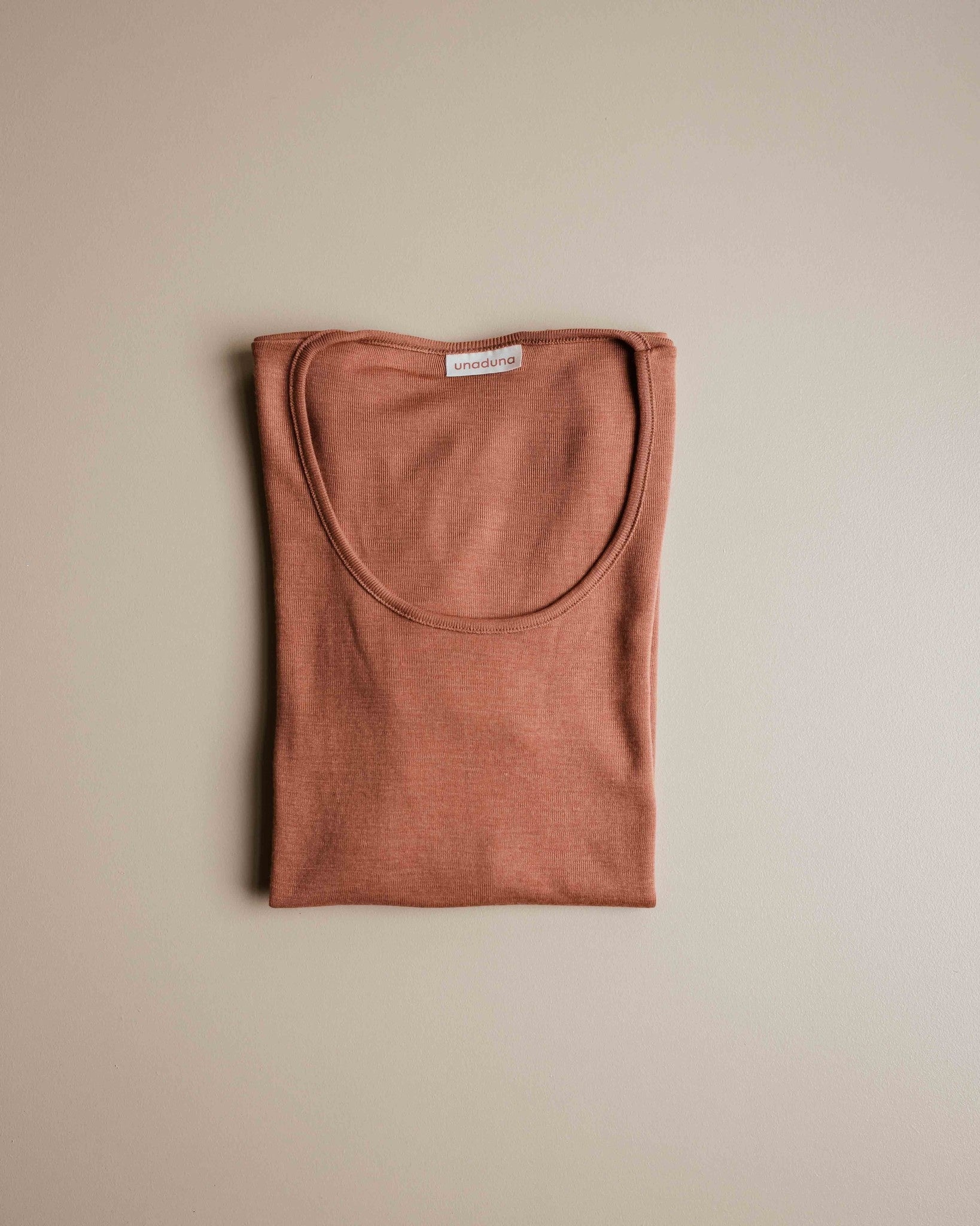 unaduna-siennaclay-womans-longsleeve-wool-wilk-92