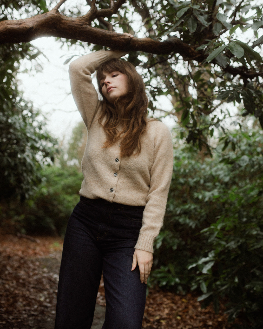 unaduna-vest-brushed-wool-maca