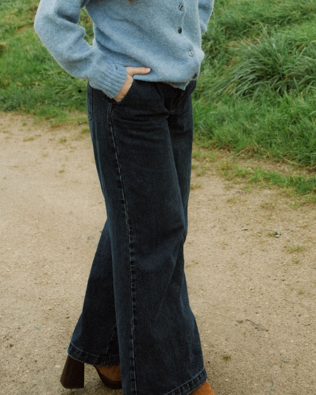 vest-brushed-wool-nila-2